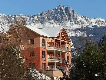 L'Ecrin Du Lac Chorges Resort