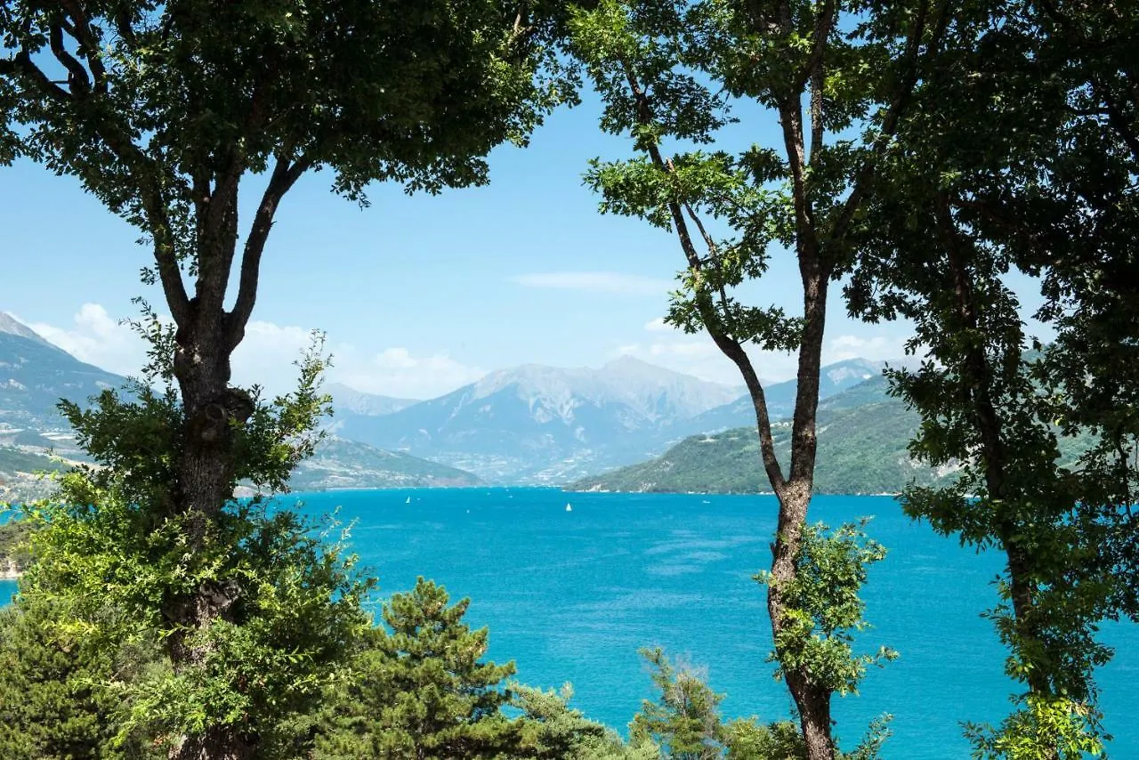 L'Ecrin Du Lac Chorges 3*,